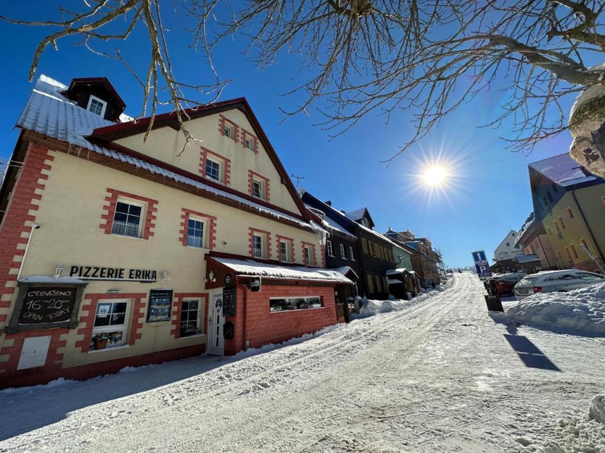 Penzion Erika Boží Dar Exteriör bild